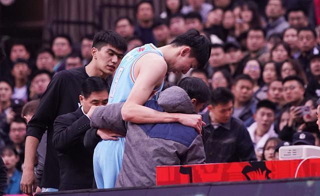 关于亚冠今夜走向成谜，塞维利亚刷新队史纪录，话题不断，医务组通报恢复的信息开云入口