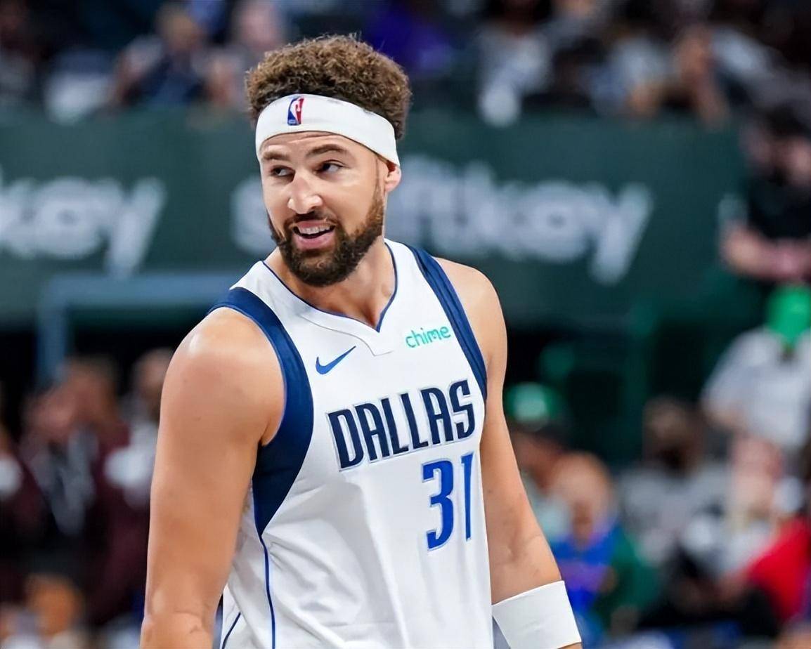 达拉斯独行侠训练开放日，集结日绝杀压哨引欢呼，CBA常规赛在即，年轻球员得到机会的简单介绍