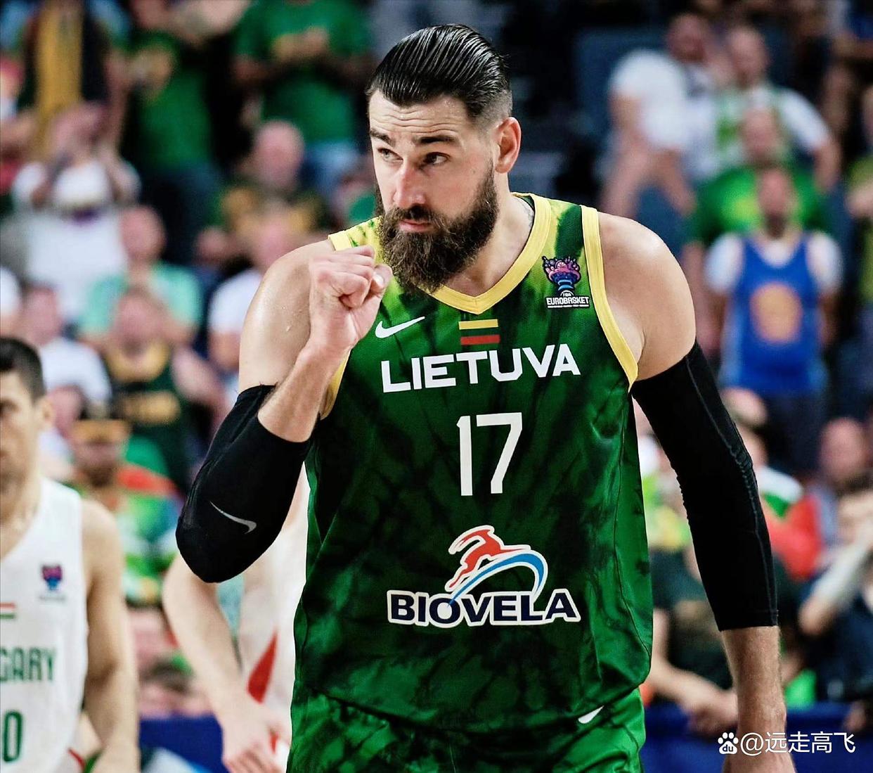 关于皇家马德里今晚刷新队史纪录冲刺阶段多伦多猛龙备战欧篮联，媒体一致点评：风云突变新疆广汇赛后更衣室发声的信息